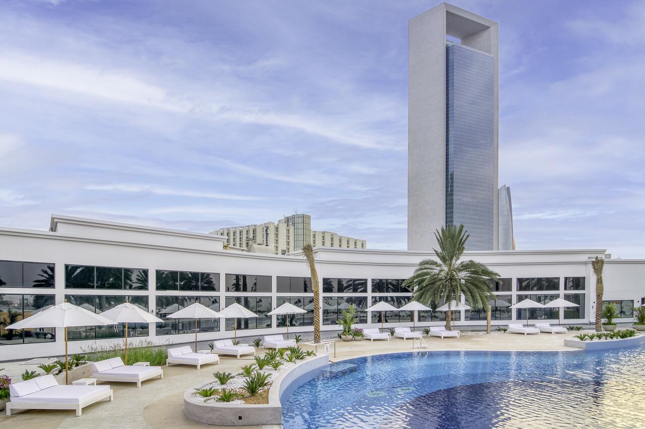 فنادق أبو ظبي مع مسبح خاص